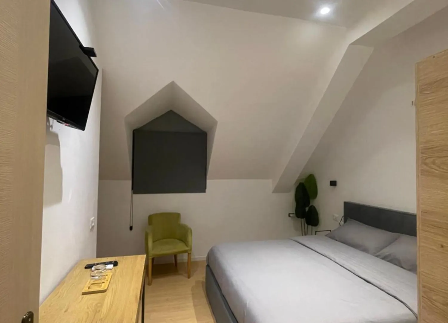 Pog Apartments 地拉那